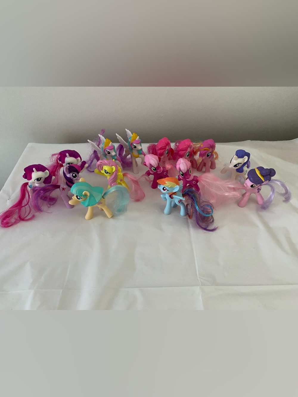 Assorted My Little Pony Mcdonalds figures - 15 pcs